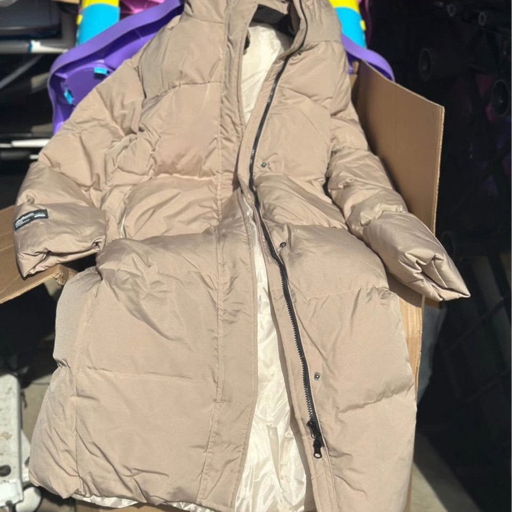 Women's Tan Puffer Jacket